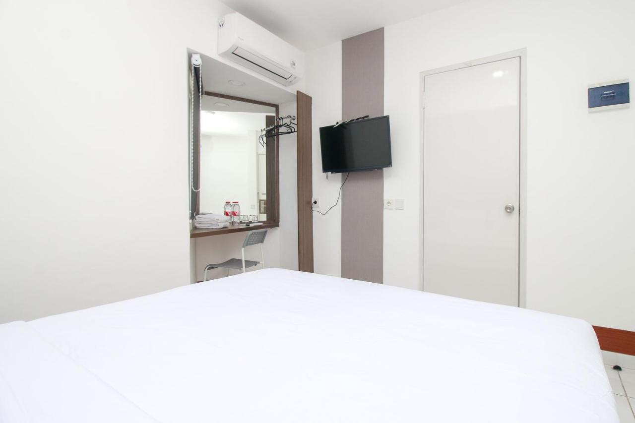 Smarthomm Inn Bandara Parungkuda Bagian luar foto