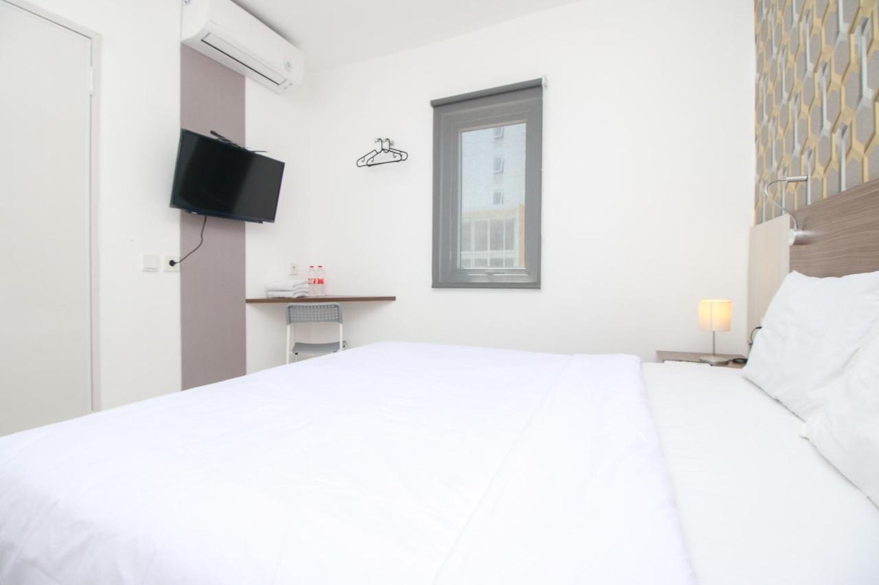 Smarthomm Inn Bandara Parungkuda Bagian luar foto