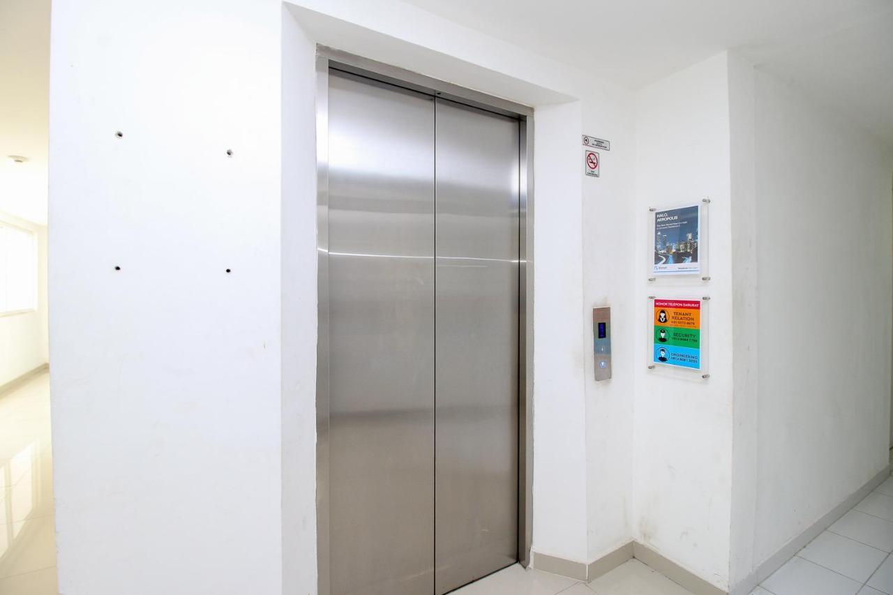 Smarthomm Inn Bandara Parungkuda Bagian luar foto