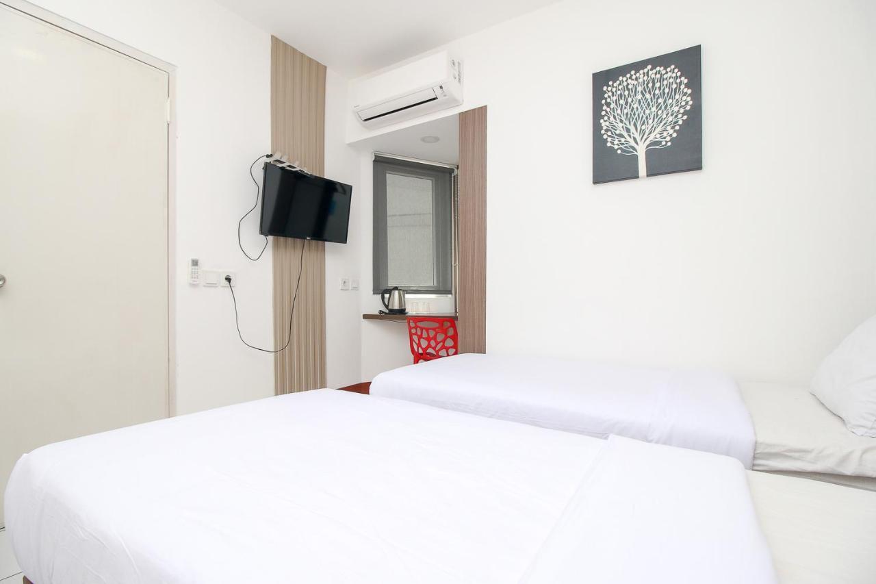 Smarthomm Inn Bandara Parungkuda Bagian luar foto
